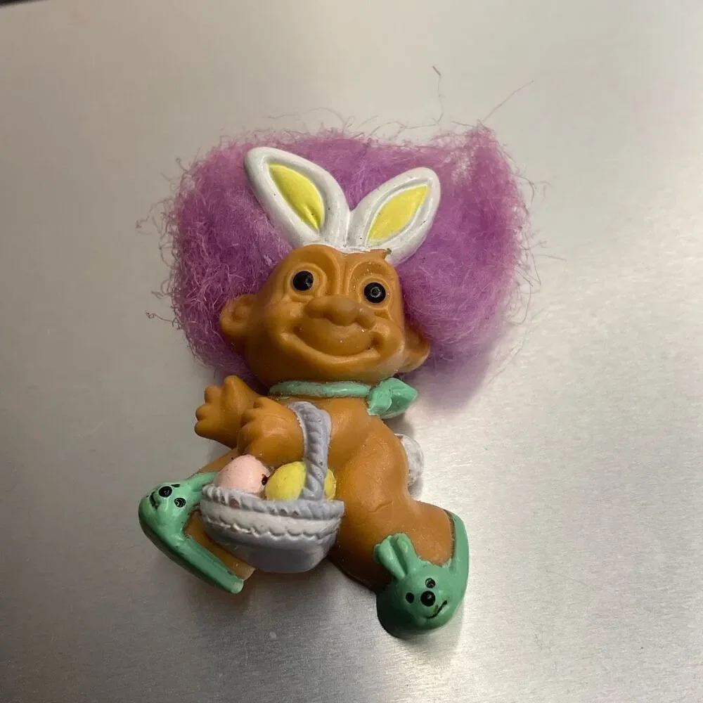VINTAGE Brooch Lapel Pin  WACKY RABBIT TROLLS PINS by RUSS EASTER TROLL‎